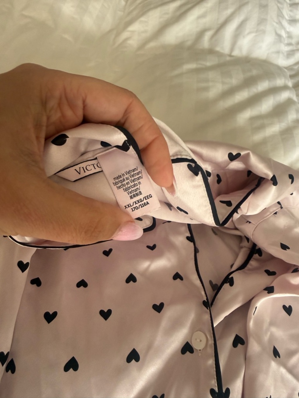 Victoria's Secret Satin Heart-Print Pajama Top - Pale Pink with Black Hearts